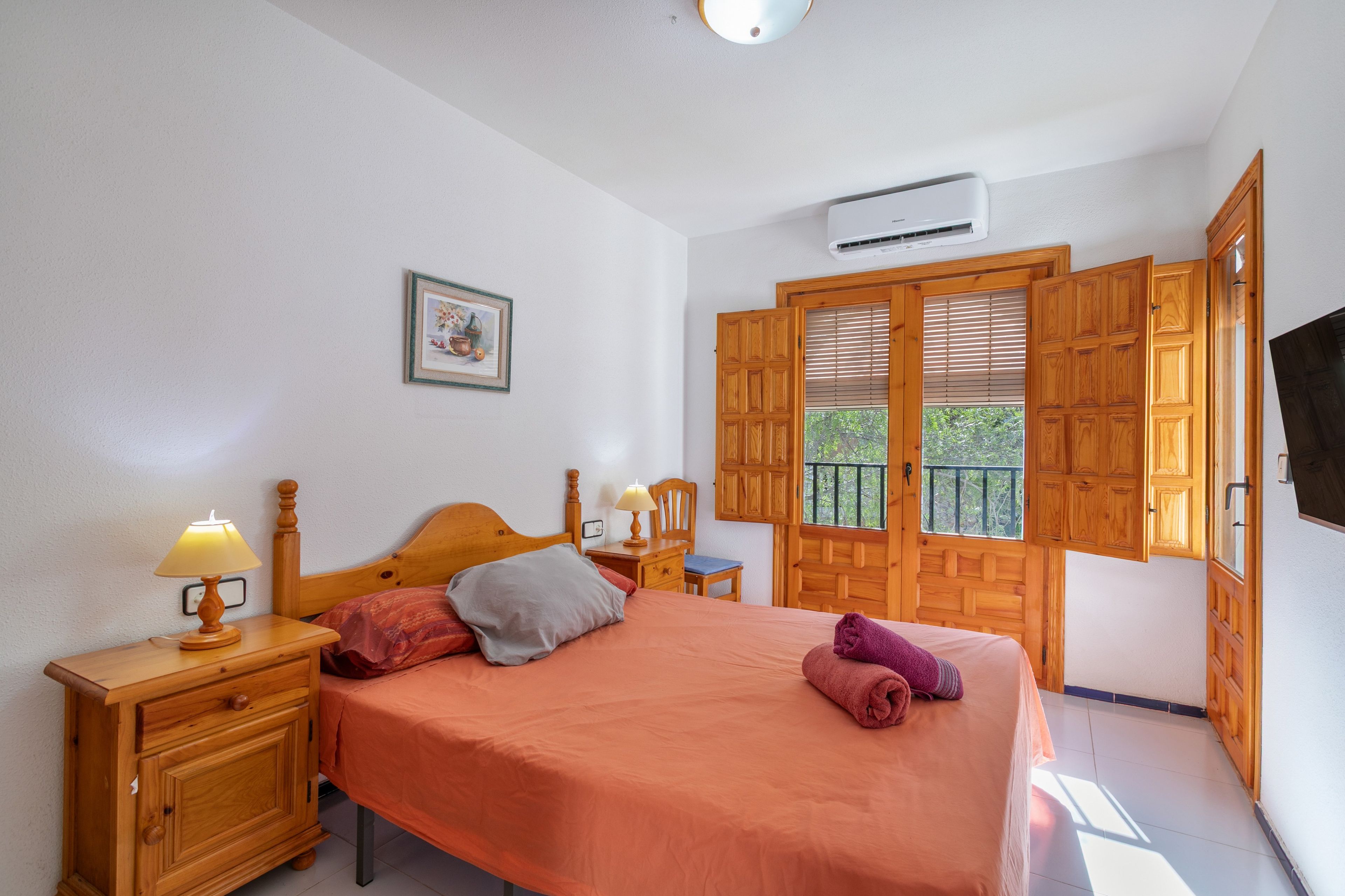 3 bedrooms, WiFi, bed sheets