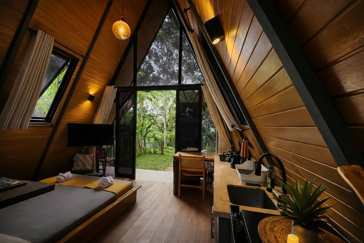 Vila Standar, balkon, pemandangan gunung