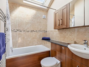 Towels - 2 Bed in Blakeney (oc-54766) (Awre)