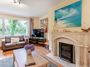 TV - 5 Bed in Tenby (oc-56683) (Penally)
