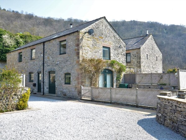 Exterior - 3 Bed in Buxton (oc-57037) (Cressbrook)