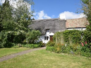 Exterior - 2 Bed in Bedford (oc-62322) (Colmworth)