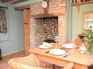 Dining - 2 Bed in Bedford (oc-62322) (Colmworth)