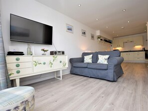 Living area - 3 Bed in Bideford (oc-63065) (Appledore)