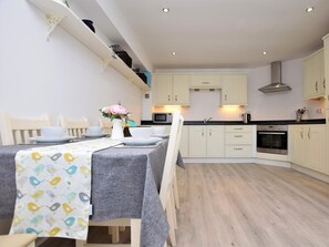 Dining - 3 Bed in Bideford (oc-63065) (Appledore)