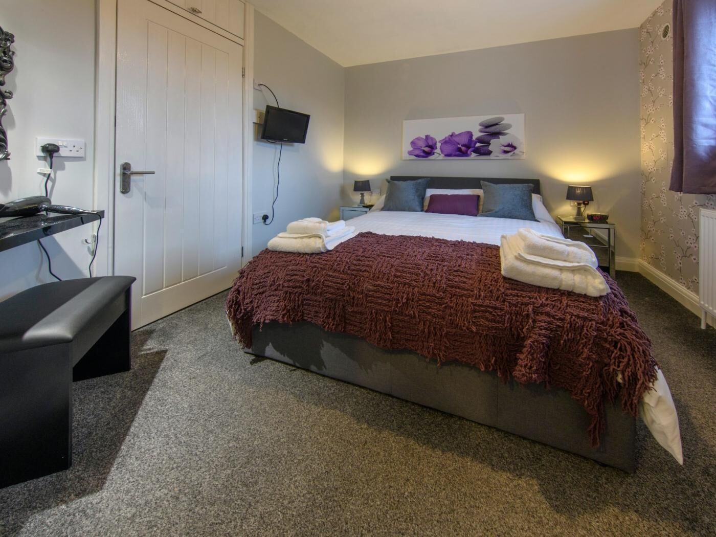 1 bedroom, free WiFi, bed sheets