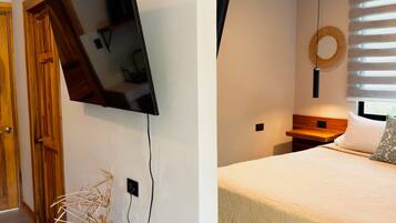 Comfort-Apartment, eigenes Bad, Gartenblick