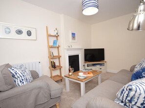 Living area - 2 Bed in Bideford (oc-75214) (Appledore)