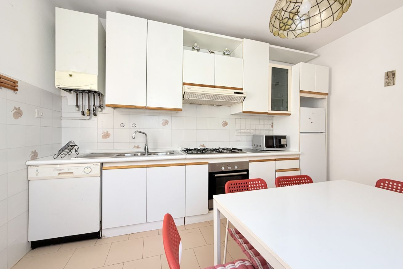 Kühlschrank, Geschirrspüler