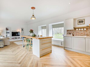Interior - 3 Bed in Kirriemuir (oc-75284) (Kirriemuir)