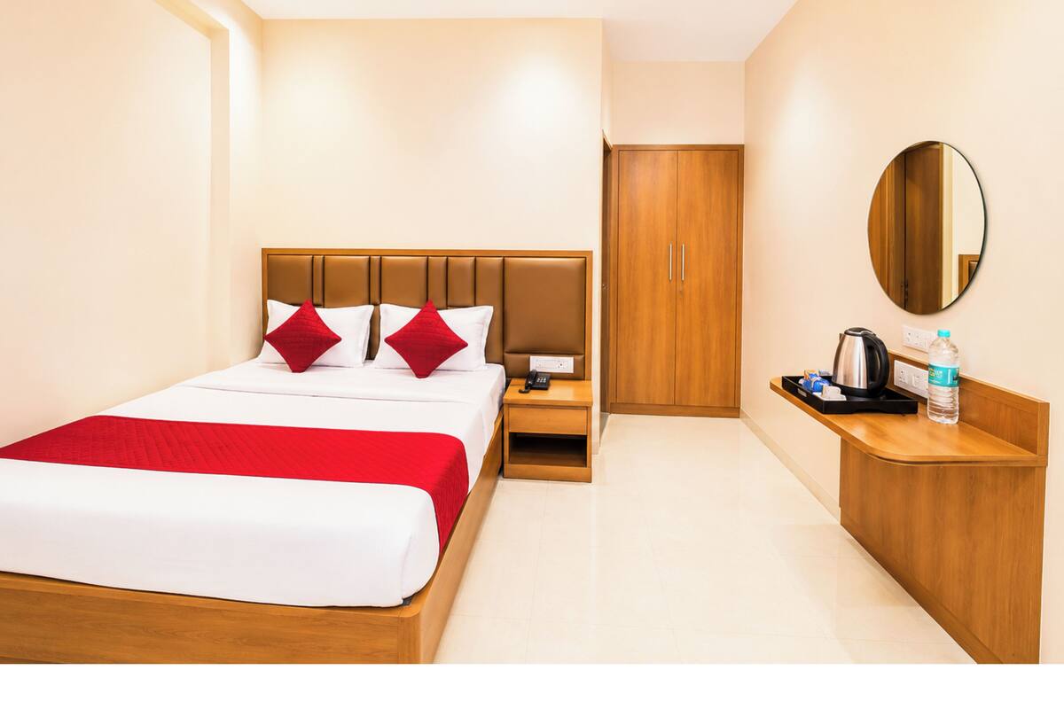 Superior Twin Room, Air conditioning | View from room