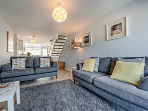 TV - 2 Bed in Newquay (oc-75578) (Newquay)