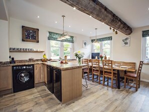 Dining - 4 Bed in Worcester (oc-75601) (Halmond's Frome)