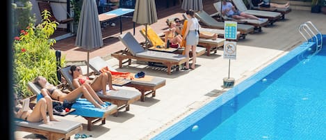 Piscine extérieure
