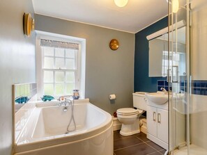 Bathroom - 2 Bed in Fowey (oc-76624) (Fowey)