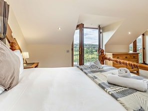 2 Schlafzimmer, Reisekinderbett, Bettwäsche