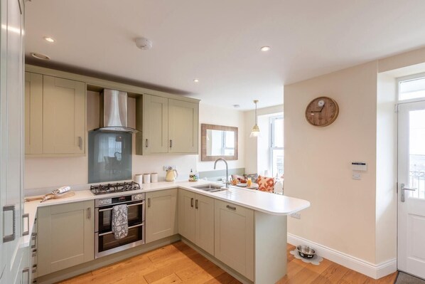 Private kitchen - 2 Bed in Bideford (oc-77590) (Northam)