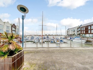 Marina - 1 Bed in Colchester (oc-77638) (Saint Osyth)