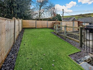 Property grounds - 2 Bed in Betws-y-coed (oc-77744) (Ysbyty Ifan)