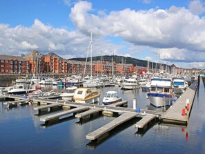 Marina - 1 Bed in Swansea (oc-77980) (Pen-clawdd)