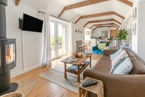 Living area - 1 Bed in Penzance (oc-78517) (Newlyn)