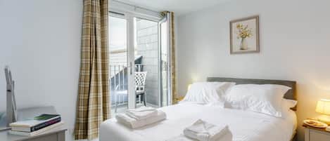 1 habitación, cuna de viaje, wifi gratis y ropa de cama