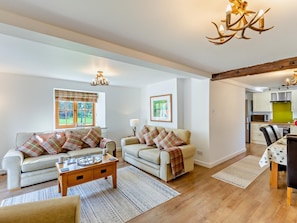 TV, fireplace - 2 Bed in Driffield (oc-79280) (Wold Newton)