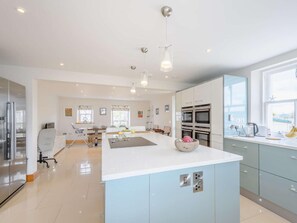 Private kitchen - 4 Bed in Dunoon (oc-79529) (Ardentinny)