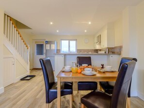 Dining - 2 Bed in Alnwick (oc-80488) (Newton-by-the-Sea)