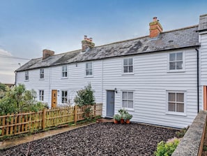 Exterior - 2 Bed in Sudbury (oc-81320) (Long Melford)