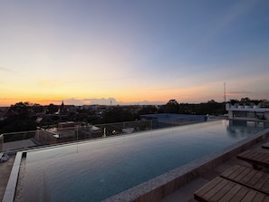 Outdoor pool - Sonitori Riverside (Siem Reap)