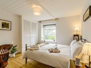 4 Schlafzimmer, Reisekinderbett, kostenloses WLAN, Bettwäsche