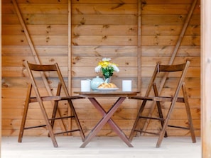 Outdoor dining - 2 Bed in Duns (oc-82759) (Duns)