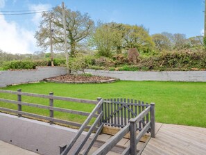 Property grounds - 4 Bed in Cardigan (oc-82766) (Rhos-hill)