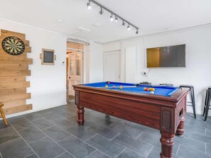 Games room - 4 Bed in Cardigan (oc-82766) (Rhos-hill)