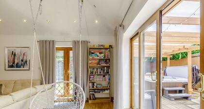 4 Bed in Okehampton (oc-83785)