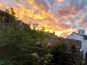 Property grounds - 3 Bed in Swanage (oc-84019) (Swanage)