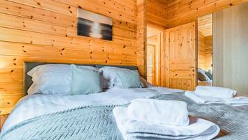3 chambres, lit parapluie, Wi-Fi gratuit, draps fournis