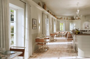 Dining - Les Grands Carmes (Aix-en-Provence)