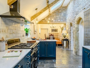 Private kitchen - 8 Bed in Bridgend (oc-86493) (Southerndown)