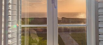8 Bed in Bridgend (oc-86493)