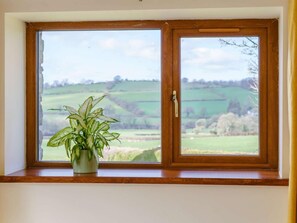 Interior - 2 Bed in Lampeter (oc-86507) (Cellan)