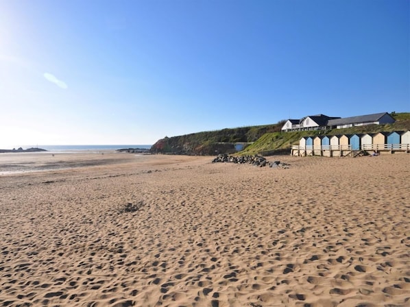 Beach - 3 Bed in Bude (oc-86665) (Bude)