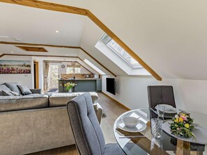 TV - 1 Bed in Launceston (oc-86674) (South Petherwin)