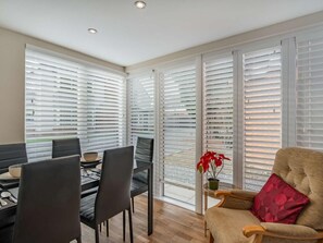 Dining - 2 Bed in Brough (oc-86817) (Newport)