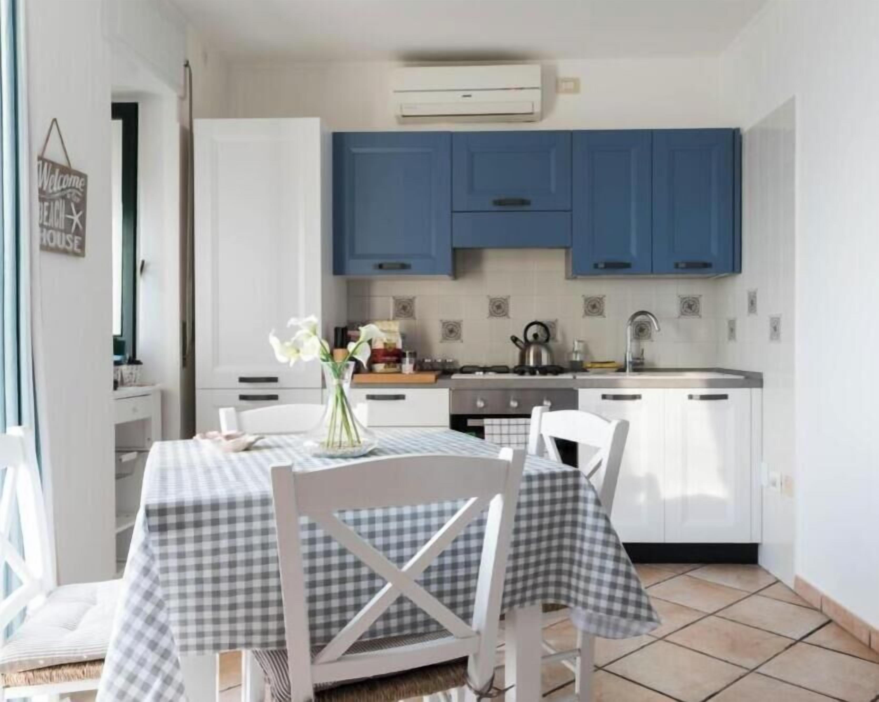 Appartement, balcon, vue sur la mer | Cuisine privée