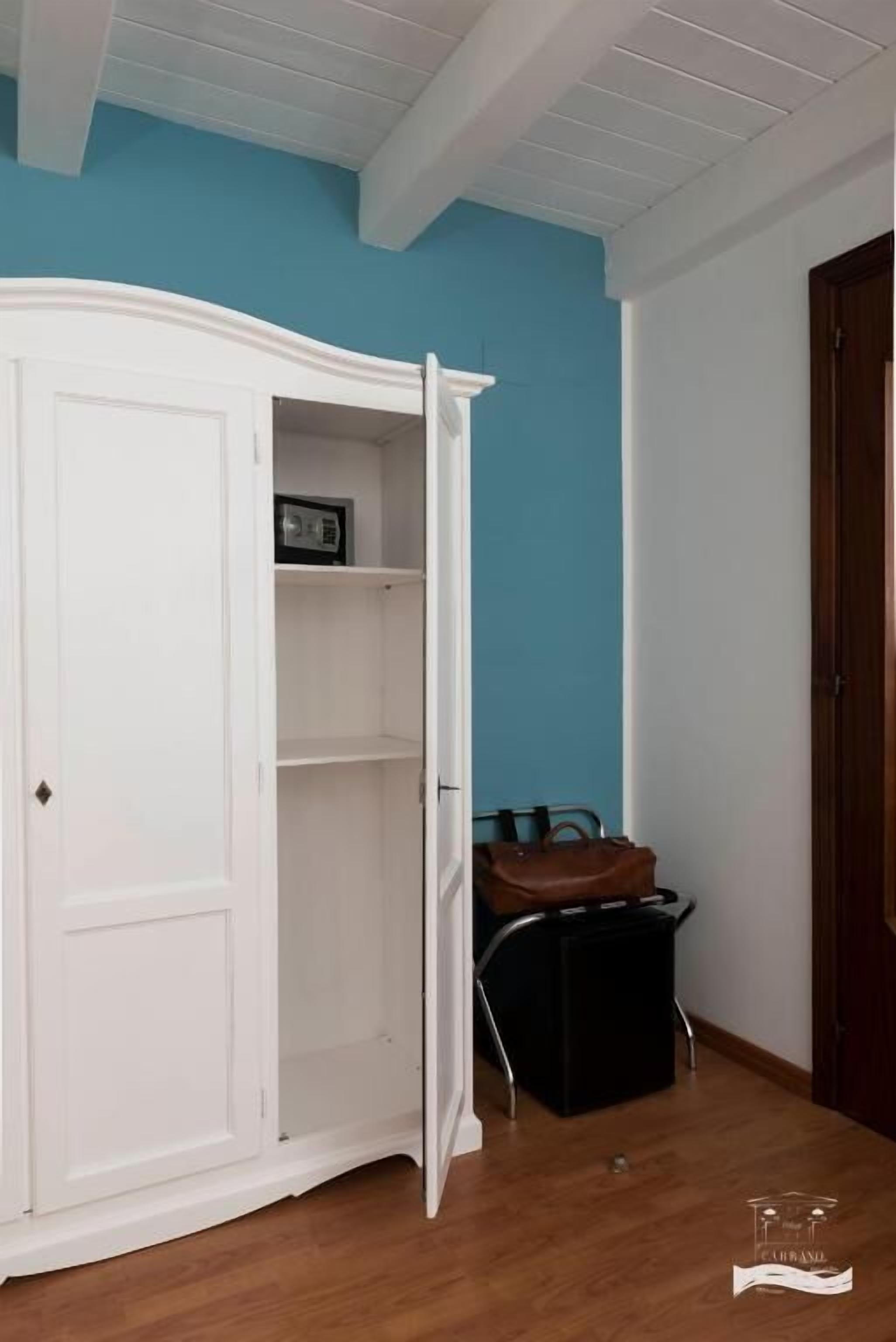 Deluxe Double Room, Sea View | Interior