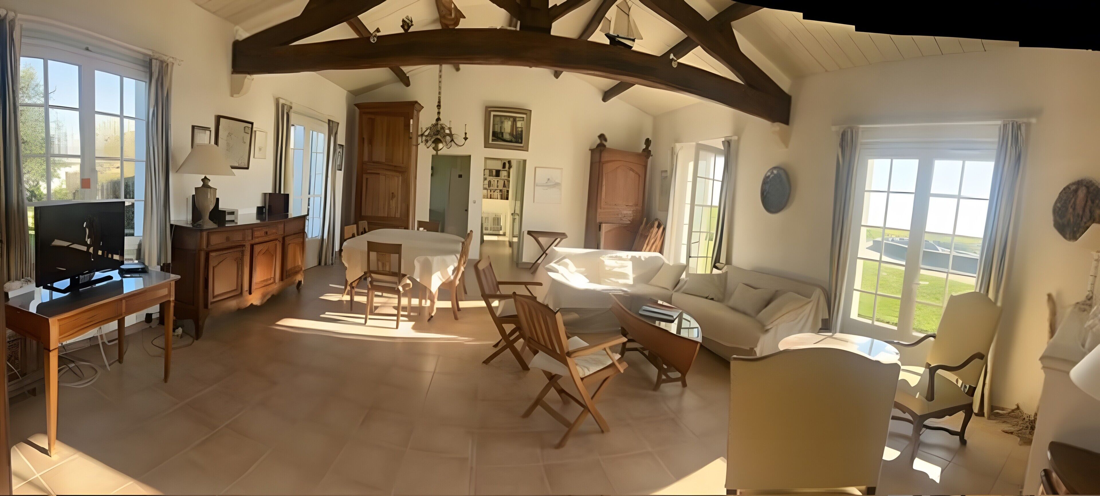 Téléviseur, foyer