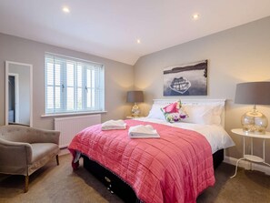 Free WiFi, bed sheets - 3 Bed in Marston Montgomery (oc-87450) (Marston Montgomery)