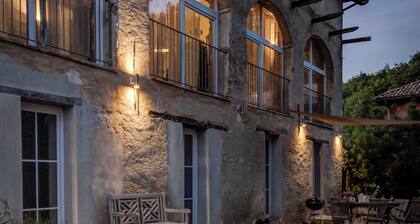 Casa Coniglio, Cascine Crema: Modern apartment, large pool, pool house, billiards...